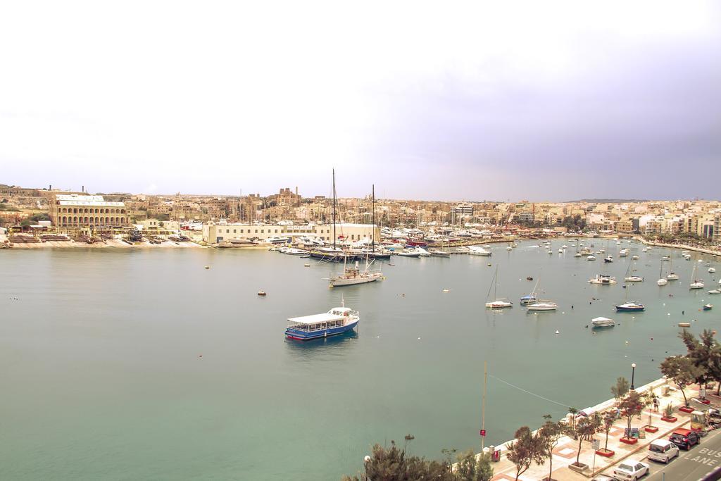 Strand Mansions Sliema Exterior photo