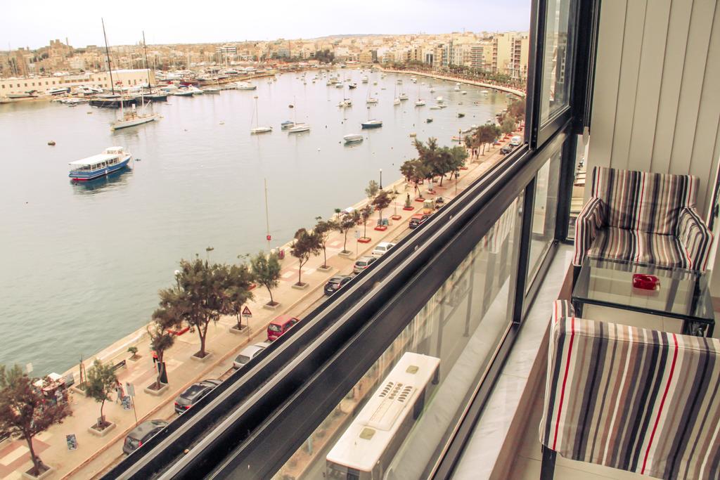 Strand Mansions Sliema Exterior photo